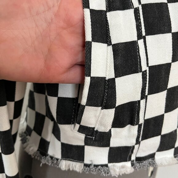 NWT M.N.I LA Sz L Black White Yellow Colorblock Cropped Stretch Denim Jacket - Picture 9 of 10